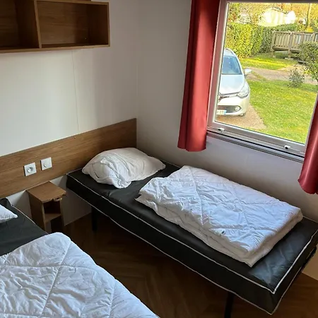 Mobil Kerlann 6 Personnes 2 Emplacement Idyllique مكان تخييم *